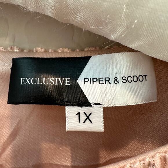 PIPER & SCOOT | Pink Sparkle Pleated Puff Sleeve Top | Size 1X - Picture 5 of 7